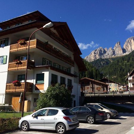 Casa Soraruf Apartment Campitello di Fassa Luaran gambar