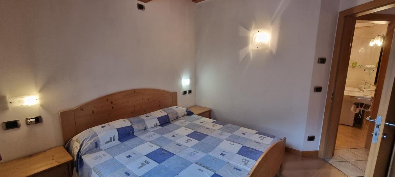 Casa Soraruf Apartment Campitello di Fassa Luaran gambar