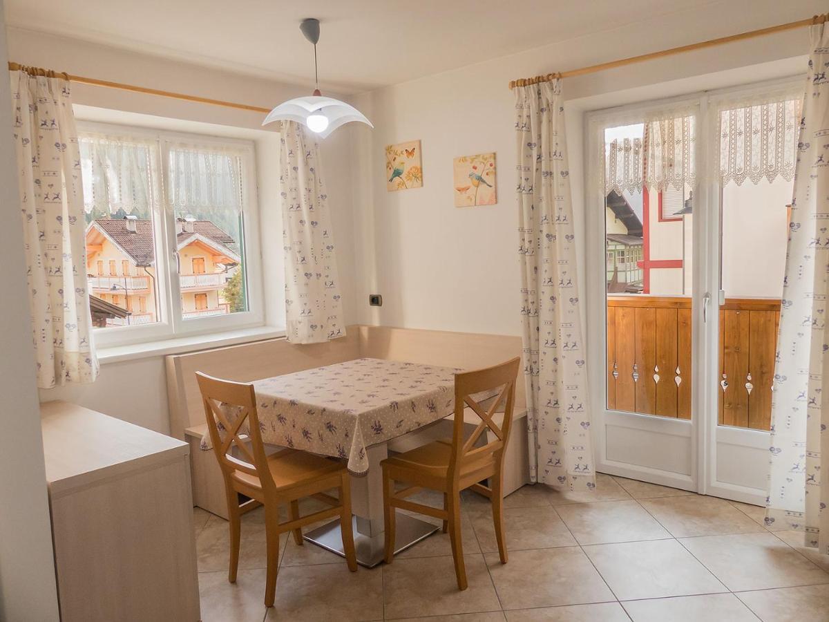 Casa Soraruf Apartment Campitello di Fassa Luaran gambar