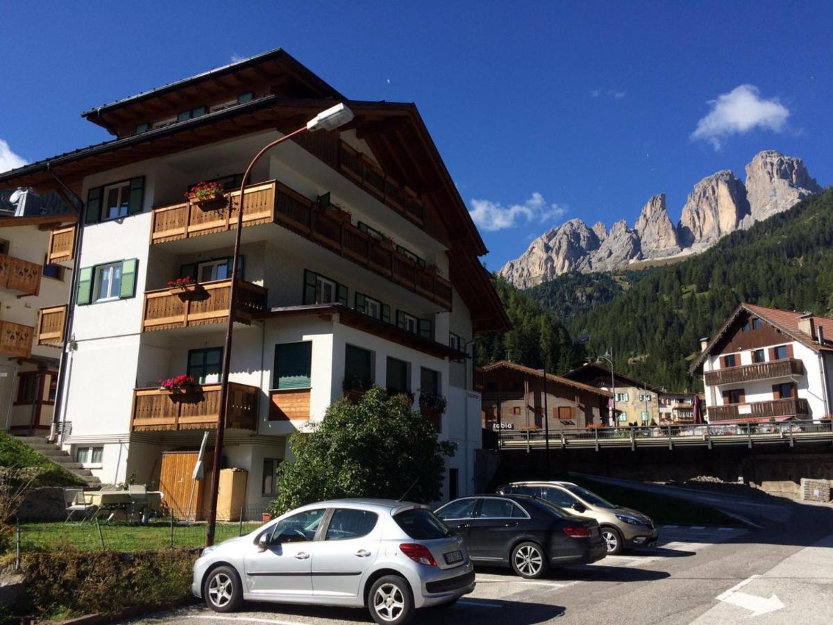 Casa Soraruf Apartment Campitello di Fassa Luaran gambar